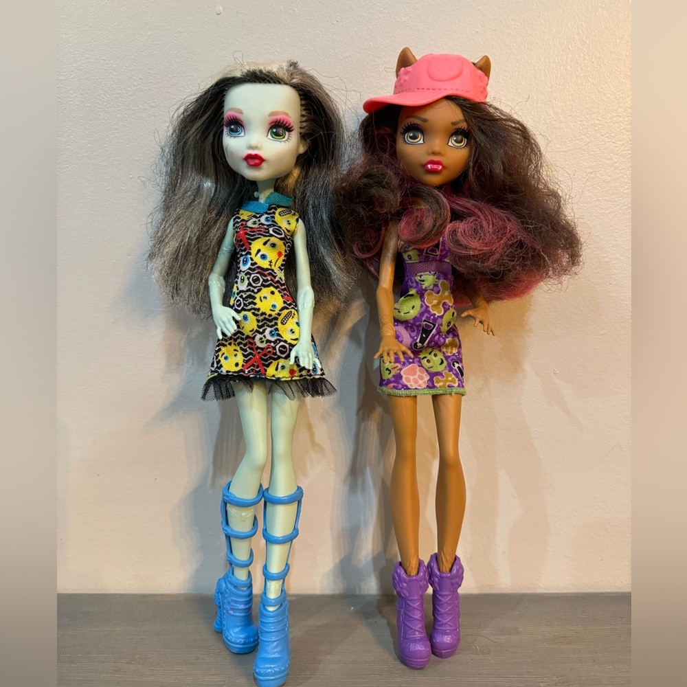 Monster High Frankie Stein and Clawdeen Wolf
